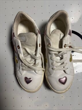 Kurt Geiger Kids White Sneakers with Pink Heart Accents Size 2